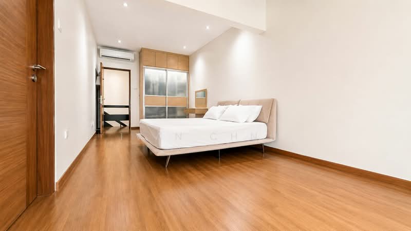 LANDED7772@ Good Size Renovated Kovan Terrace, , 4 Bedrooms, 2,700 sqft, Terraced House For Sale, by Ivan Chng, 500183453 - Bedroom - PropertyGuru.com.sg