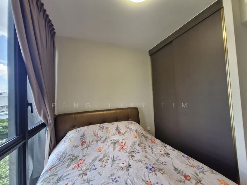 Park Colonial, 12 Woodleigh Lane, 2 Bedrooms, 635 sqft, Condominium For Sale, by Peng Juay Lim, 500183464 - Bedroom - PropertyGuru.com.sg