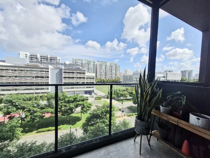 Park Colonial, 12 Woodleigh Lane, 2 Bedrooms, 635 sqft, Condominium For Sale, by Peng Juay Lim, 500183464 - Balcony - PropertyGuru.com.sg