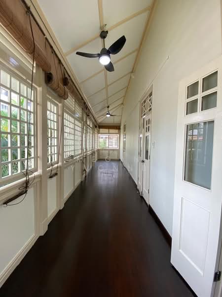 Beautiful Terrace House near Boon Keng MRT for Rent, McNair Rd / Balestier Rd / Serangoon Rd, 4 Bedrooms, 3,524 sqft, Terraced House For Rent, by Megan Yvonne, 500183482 - Corridor - PropertyGuru.com.sg