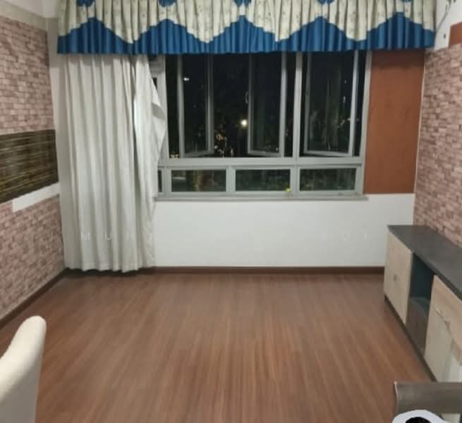 590C Montreal Link, 590C Montreal Link, 3 Bedrooms, 1,001 sqft, HDB Flat For Sale, by Muhammad Ferdi, 500183486 - Living Room - PropertyGuru.com.sg