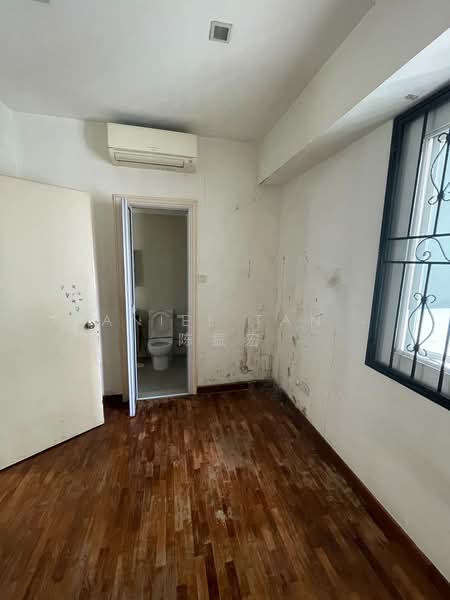 Canberlin Apartments, 60 Lorong 16 Geylang, 3 Bedrooms, 1,259 sqft, Condominium For Sale, by Daniel Tan - 陈振宏, 500183498 - Bathroom - PropertyGuru.com.sg