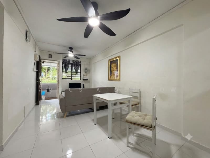 103 Ang Mo Kio Avenue 3, 103 Ang Mo Kio Avenue 3, 2 Bedrooms, 797 sqft, HDB Flat For Sale, by Marcus Aiden Low, 500183499 - Living Room - PropertyGuru.com.sg