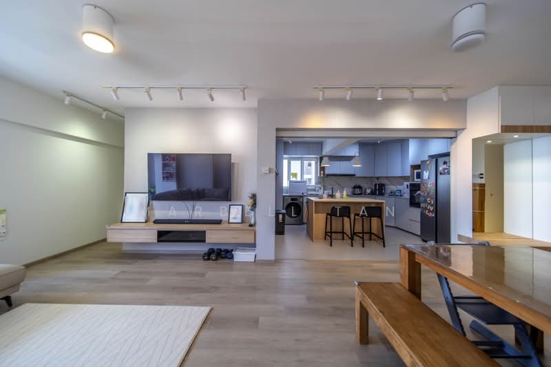 291 Bishan Street 24, 291 Bishan Street 24, 4 Bedrooms, 1,302 sqft, HDB Flat For Sale, by Marbell Tan, 500183502 - Living Room - PropertyGuru.com.sg
