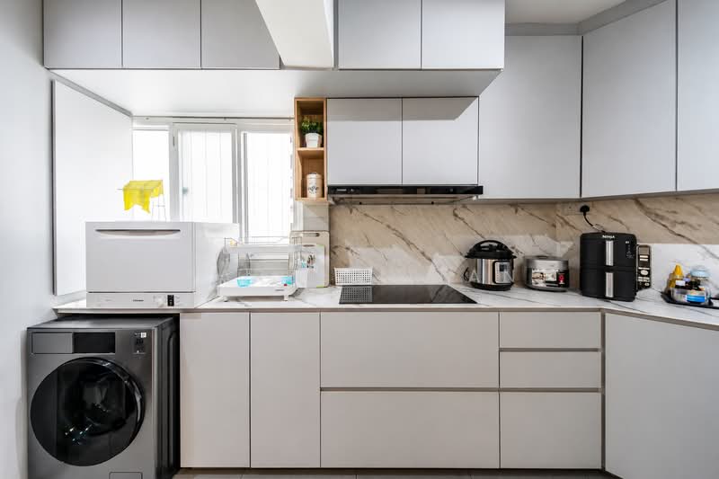 291 Bishan Street 24, 291 Bishan Street 24, 4 Bedrooms, 1,302 sqft, HDB Flat For Sale, by Marbell Tan, 500183502 - Kitchen - PropertyGuru.com.sg