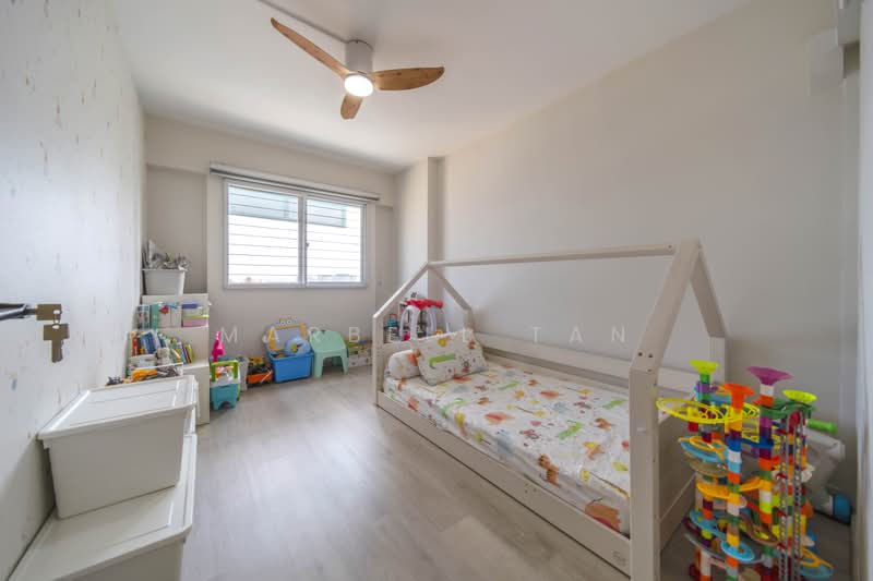291 Bishan Street 24, 291 Bishan Street 24, 4 Bedrooms, 1,302 sqft, HDB Flat For Sale, by Marbell Tan, 500183502 - Bedroom - PropertyGuru.com.sg