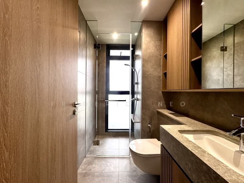 KI Residences At Brookvale, 6 Brookvale Drive, 4 Bedrooms, 1,249 sqft, Condominium For Sale, by Frederick Neo, 500183507 - Bathroom - PropertyGuru.com.sg