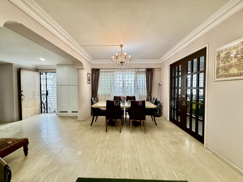 556 Pasir Ris Street 51, 556 Pasir Ris Street 51, 4 Bedrooms, 1,323 sqft, HDB Flat For Sale, by Maria Mariana, 500183519 - Dining Room - PropertyGuru.com.sg