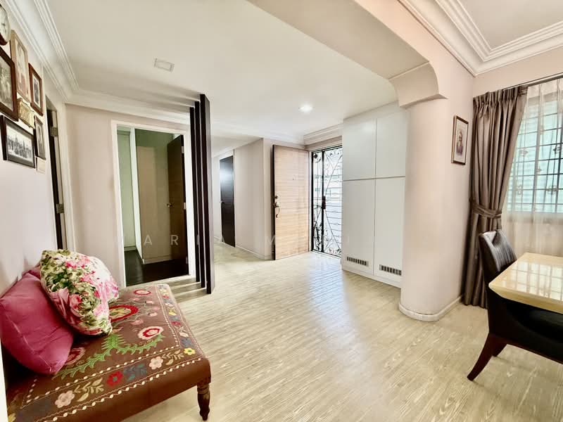 556 Pasir Ris Street 51, 556 Pasir Ris Street 51, 4 Bedrooms, 1,323 sqft, HDB Flat For Sale, by Maria Mariana, 500183519 - Living Room - PropertyGuru.com.sg