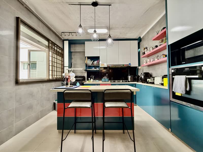 556 Pasir Ris Street 51, 556 Pasir Ris Street 51, 4 Bedrooms, 1,323 sqft, HDB Flat For Sale, by Maria Mariana, 500183519 - Kitchen - PropertyGuru.com.sg