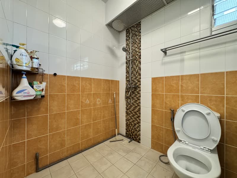 62A Strathmore Avenue, 62A Strathmore Avenue, 3 Bedrooms, 1,270 sqft, HDB Flat For Rent, by Ada Ho, 500183520 - PropertyGuru.com.sg