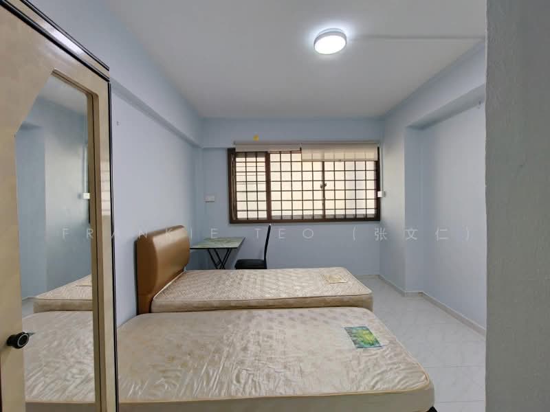 285 Choa Chu Kang Avenue 3, 285 Choa Chu Kang Avenue 3, Room Rental, 150 sqft, HDB Flat For Rent, by Frankie Teo (张文仁), 500183542 - Bedroom - PropertyGuru.com.sg