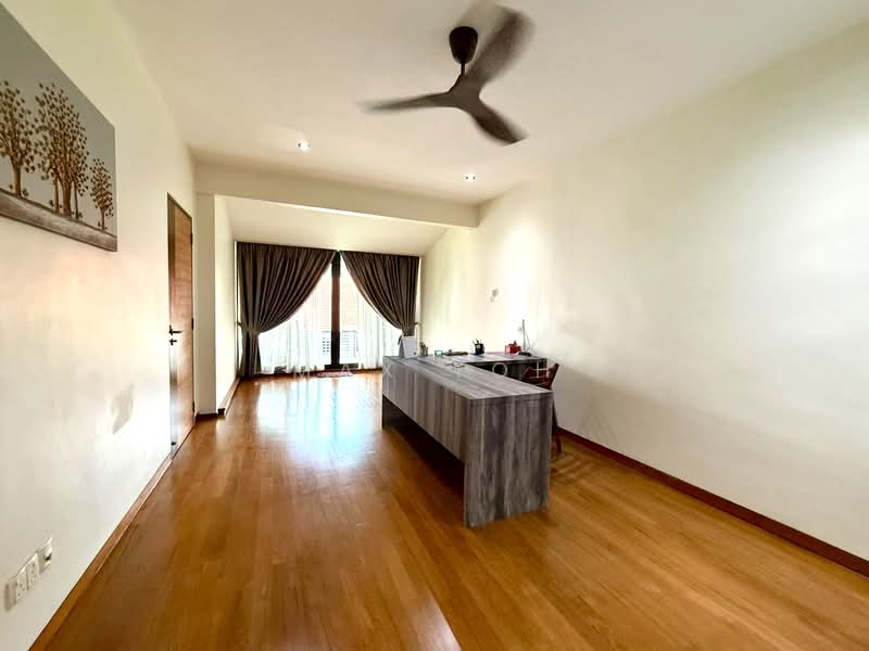 ⭐️⭐️LANDED7772 @ D19 Well Kept Renovated Terrace Near NEX MRT, , 4 Bedrooms, 2,700 sqft, Terraced House For Sale, by Max Toh, 500183544 - Study - PropertyGuru.com.sg