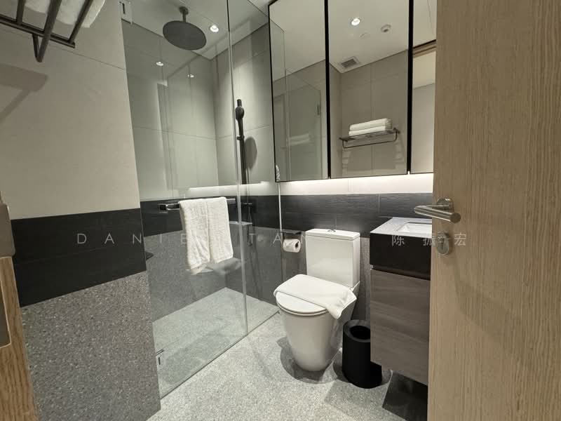 MBER @ Teck Chye Terrace, , 4 Bedrooms, 1,340 sqft, Condominium For Rent, by Daniel Tan - 陈振宏, 500183549 - Bathroom - PropertyGuru.com.sg