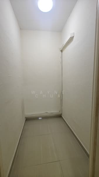 743 Yishun Avenue 5, 743 Yishun Avenue 5, 2 Bedrooms, 721 sqft, HDB Flat For Sale, by Wayne Chua, 500183555 - Store Room - PropertyGuru.com.sg
