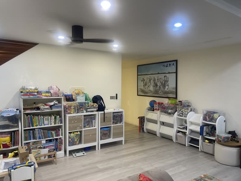 ⚡ONE OF THE LOWEST QUANTUM IN D10⭐⚡1KM HENRY PARK PRIMARY SCHOOL⚡❤️WELL RENOVATED❤️, SIXTH AVENUE / MING TECK PARK / NAMLY / HOLLAND / BUKIT TIMAH / CORONATION, 3 Bedrooms, 2,500 sqft, Terraced House For Sale, by Gabriel Lim, 500183591 - Interior - PropertyGuru.com.sg