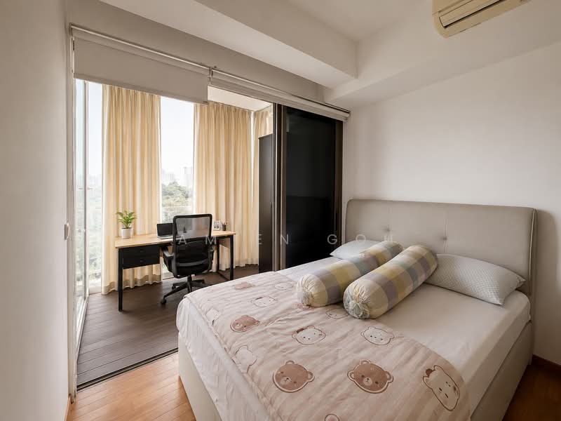 6 Derbyshire, 6 Derbyshire Road, 3 Bedrooms, 1,012 sqft, Condominium For Sale, by Damien Goh, 500183595 - Bedroom 1 - PropertyGuru.com.sg