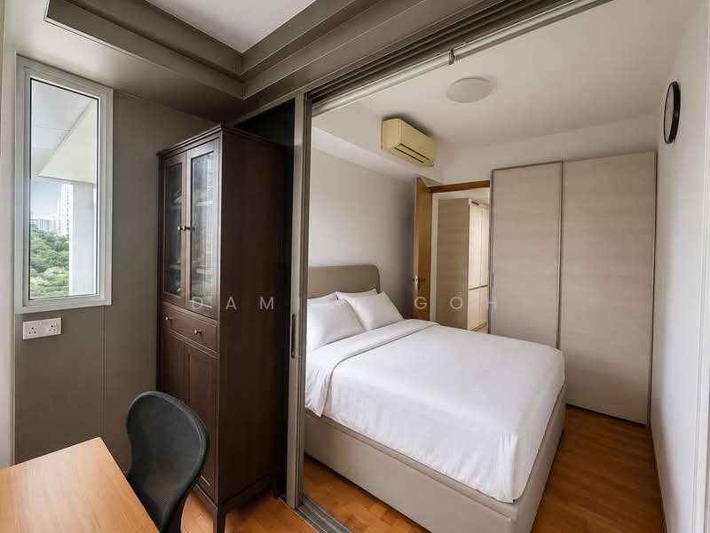 6 Derbyshire, 6 Derbyshire Road, 3 Bedrooms, 1,012 sqft, Condominium For Sale, by Damien Goh, 500183595 - Bedroom 1 - PropertyGuru.com.sg