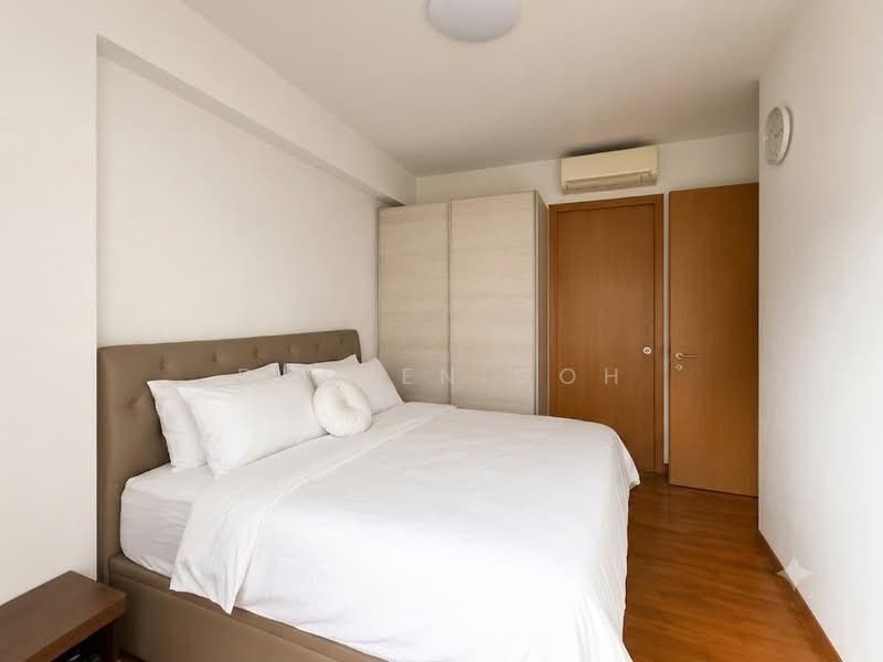6 Derbyshire, 6 Derbyshire Road, 3 Bedrooms, 1,012 sqft, Condominium For Sale, by Damien Goh, 500183595 - Master Bedroom - PropertyGuru.com.sg