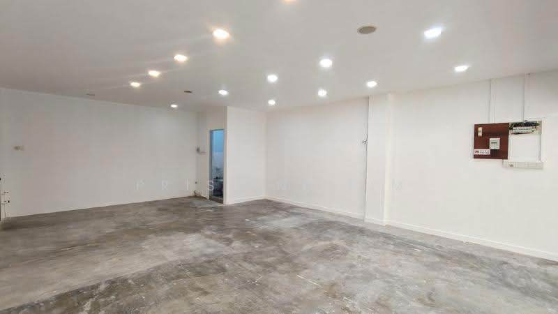 Hong Lim Complex, 531 Upper Cross Street, Boat Quay / Raffles Place / Marina, 612 sqft, Mall Shop For Rent, by Pristine Lim, 500183608 - Interior - CommercialGuru.com.sg