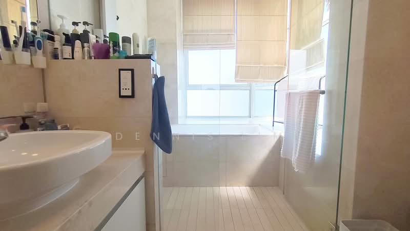 Bellerive, 9 Keng Chin Road, 3 Bedrooms, 1,679 sqft, Condominium For Sale, by Dennis Lim, 500183623 - Bathroom - PropertyGuru.com.sg