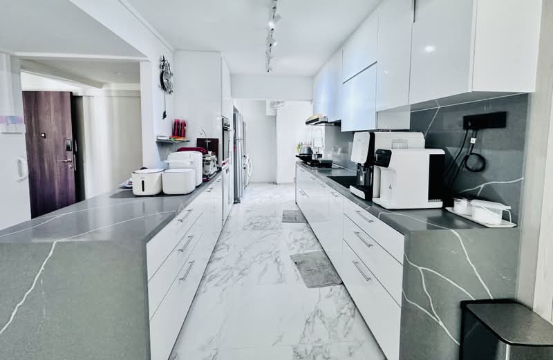 67 Telok Blangah Drive, 67 Telok Blangah Drive, 3 Bedrooms, 1,292 sqft, HDB Flat For Sale, by Ann Teiw, 500183625 - Kitchen - PropertyGuru.com.sg