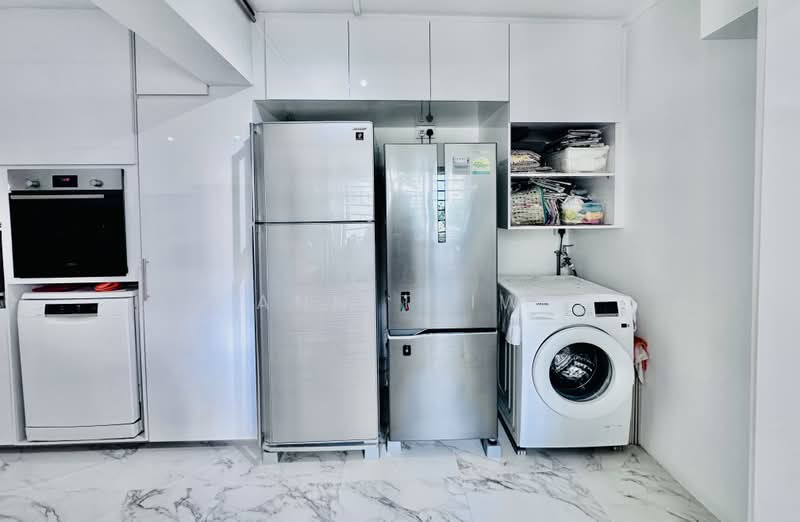 67 Telok Blangah Drive, 67 Telok Blangah Drive, 3 Bedrooms, 1,292 sqft, HDB Flat For Sale, by Ann Teiw, 500183625 - Kitchen - PropertyGuru.com.sg