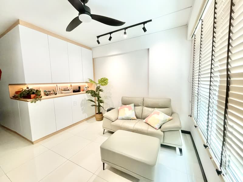82B Circuit Road, 82B Circuit Road, 3 Bedrooms, 1,001 sqft, HDB Flat For Sale, by Bryan Lee, 500183632 - Living Room - PropertyGuru.com.sg