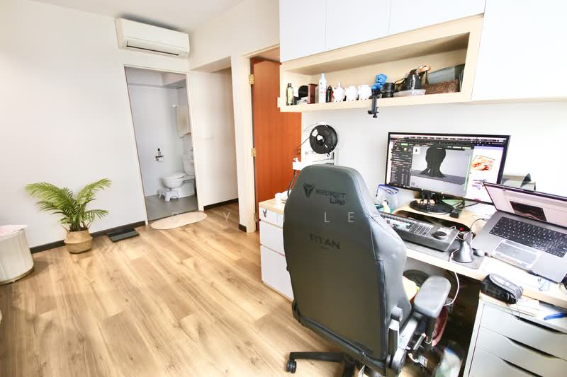 82B Circuit Road, 82B Circuit Road, 3 Bedrooms, 1,001 sqft, HDB Flat For Sale, by Bryan Lee, 500183632 - Study - PropertyGuru.com.sg