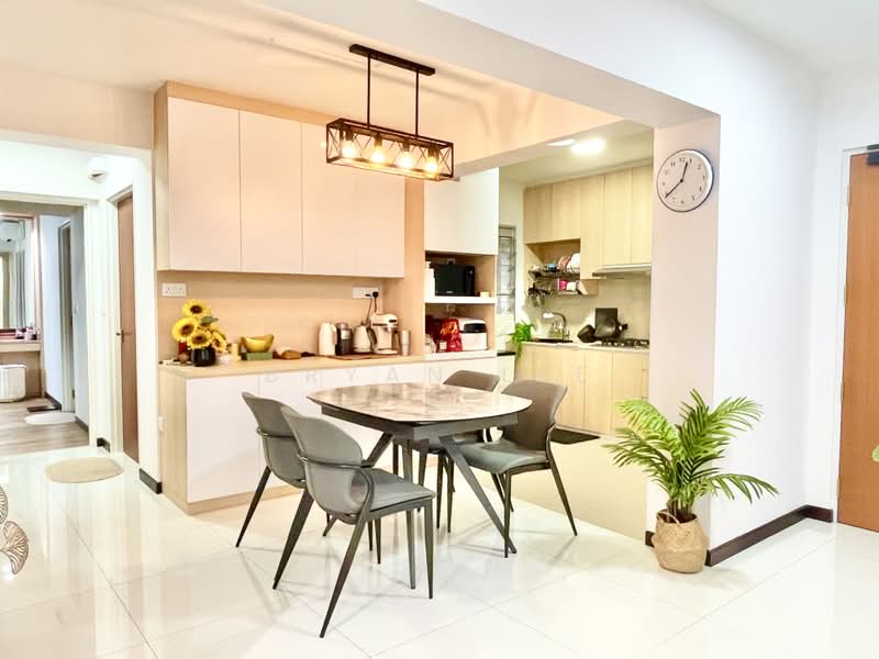 82B Circuit Road, 82B Circuit Road, 3 Bedrooms, 1,001 sqft, HDB Flat For Sale, by Bryan Lee, 500183632 - Dining Room - PropertyGuru.com.sg