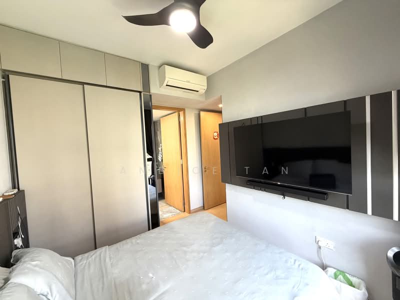 Midwood, 10 Hillview Rise, 4 Bedrooms, 1,249 sqft, Condominium For Sale, by Candice Tan, 500183675 - Bedroom - PropertyGuru.com.sg