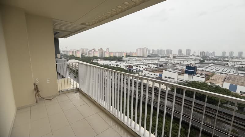 Bedok Residences, 14 Bedok North Drive, 1 Bedroom, 592 sqft, Condominium For Sale, by Serene Chua 蔡芝玲, 500183688 - Balcony - PropertyGuru.com.sg