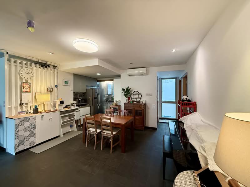 Gardenvista, 950 Dunearn Road, 4 Bedrooms, 1,345 sqft, Condominium For Sale, by Lynn Er, 500183691 - Living Room - PropertyGuru.com.sg