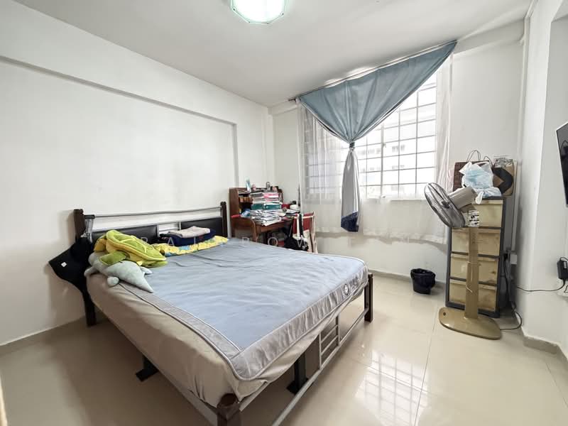 52 Teban Gardens Road, 52 Teban Gardens Road, 3 Bedrooms, 894 sqft, HDB Flat For Sale, by Rainbow Fan, 500183692 - Bedroom - PropertyGuru.com.sg