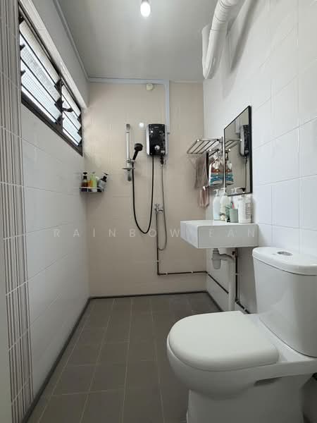52 Teban Gardens Road, 52 Teban Gardens Road, 3 Bedrooms, 894 sqft, HDB Flat For Sale, by Rainbow Fan, 500183692 - Bathroom - PropertyGuru.com.sg