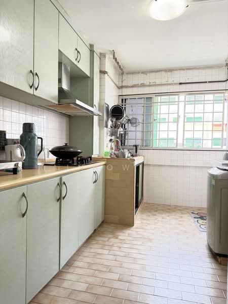 52 Teban Gardens Road, 52 Teban Gardens Road, 3 Bedrooms, 894 sqft, HDB Flat For Sale, by Rainbow Fan, 500183692 - Kitchen - PropertyGuru.com.sg