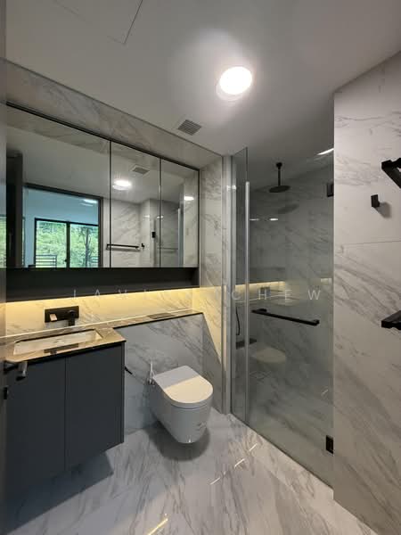 The Landmark, 173 Chin Swee Road, 2 Bedrooms, 678 sqft, Condominium For Sale, by Javier Chew, 500183693 - Bathroom - PropertyGuru.com.sg