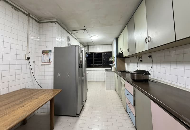 5 Teck Whye Avenue, 5 Teck Whye Avenue, 2 Bedrooms, 797 sqft, HDB Flat For Sale, by Chan Boon Lek, 500183695 - Kitchen - PropertyGuru.com.sg