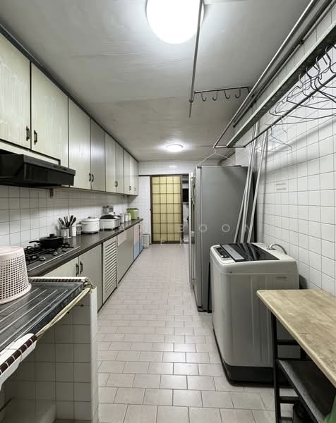 5 Teck Whye Avenue, 5 Teck Whye Avenue, 2 Bedrooms, 797 sqft, HDB Flat For Sale, by Chan Boon Lek, 500183695 - Kitchen - PropertyGuru.com.sg