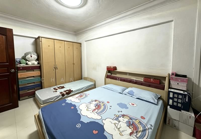 5 Teck Whye Avenue, 5 Teck Whye Avenue, 2 Bedrooms, 797 sqft, HDB Flat For Sale, by Chan Boon Lek, 500183695 - Bedroom - PropertyGuru.com.sg