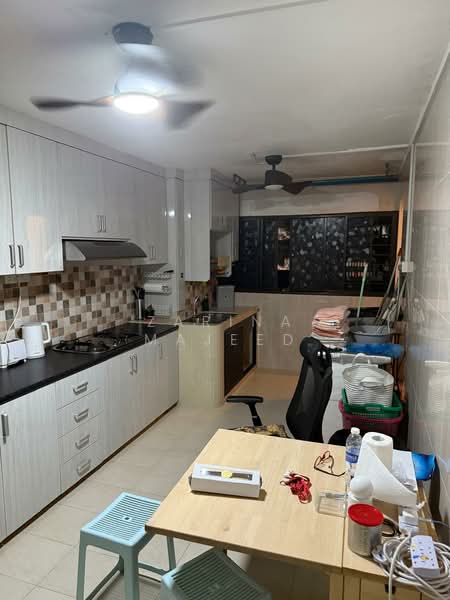 319 Hougang Avenue 5, 319 Hougang Avenue 5, 2 Bedrooms, 650 sqft, HDB Flat For Rent, by Zarina Majeed, 500183710 - Kitchen - PropertyGuru.com.sg