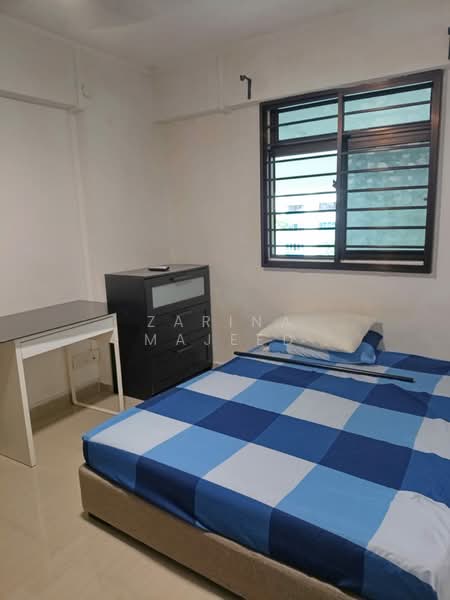 319 Hougang Avenue 5, 319 Hougang Avenue 5, 2 Bedrooms, 650 sqft, HDB Flat For Rent, by Zarina Majeed, 500183710 - Bedroom - PropertyGuru.com.sg