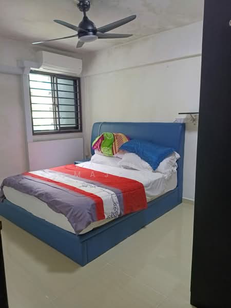 319 Hougang Avenue 5, 319 Hougang Avenue 5, 2 Bedrooms, 650 sqft, HDB Flat For Rent, by Zarina Majeed, 500183710 - Bedroom - PropertyGuru.com.sg