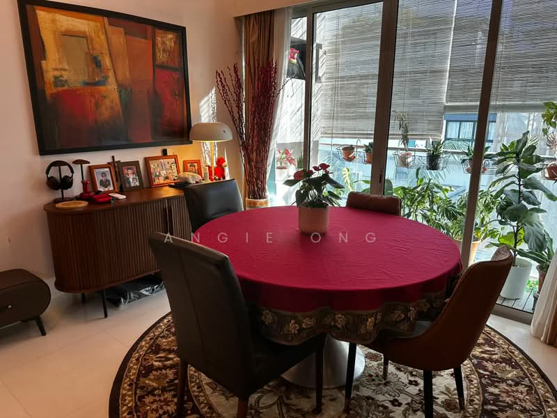 Meyer Residence, 3 Meyer Place, 3 Bedrooms, 1,066 sqft, Apartment For Sale, by Angie Ong, 500183718 - Dining Room - PropertyGuru.com.sg