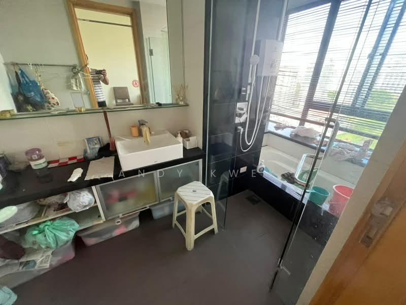Ecoville, 10 Martaban Road, 3 Bedrooms, 1,184 sqft, Apartment For Sale, by Andy Kwek, 500183731 - Bathroom - PropertyGuru.com.sg
