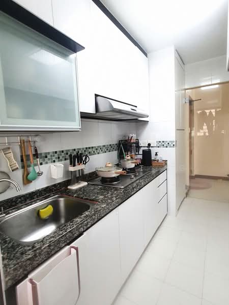316A Yishun Avenue 9, , 2 Bedrooms, 721 sqft, HDB Flat For Sale, by Margaret Ng, 500183754 - Kitchen - PropertyGuru.com.sg