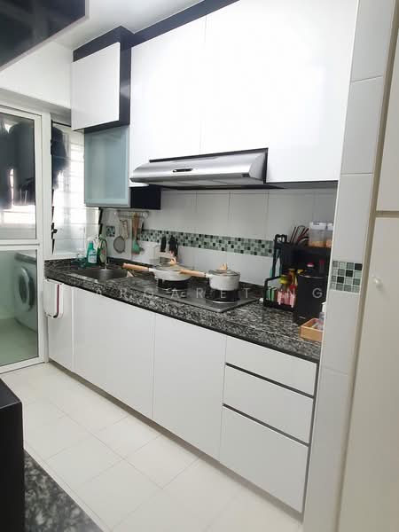 316A Yishun Avenue 9, , 2 Bedrooms, 721 sqft, HDB Flat For Sale, by Margaret Ng, 500183754 - Kitchen - PropertyGuru.com.sg