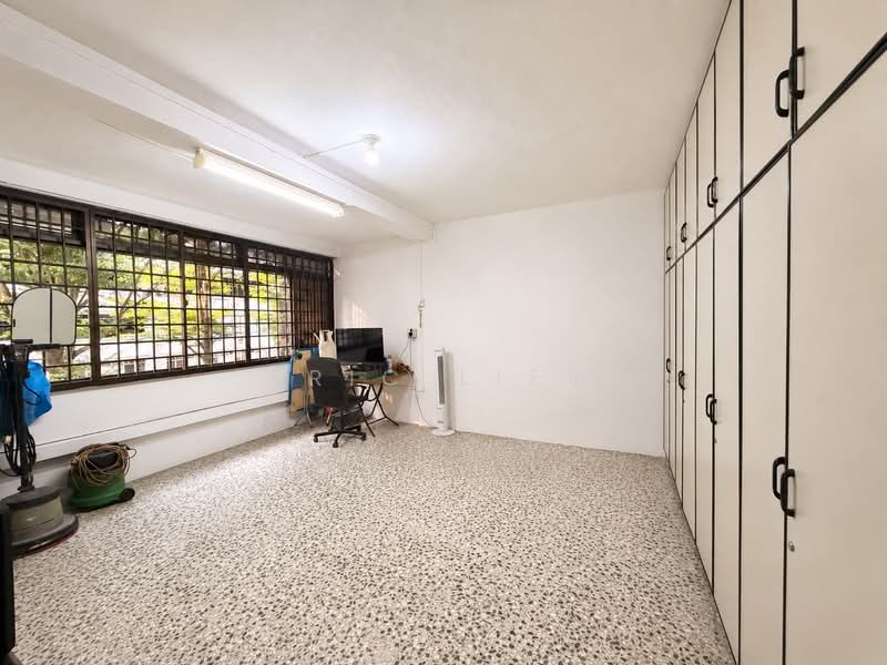 21 Lim Liak Street, 21 Lim Liak Street, 2 Bedrooms, 947 sqft, HDB Flat For Sale, by Eric Liew, 500183769 - Bedroom 2 - PropertyGuru.com.sg