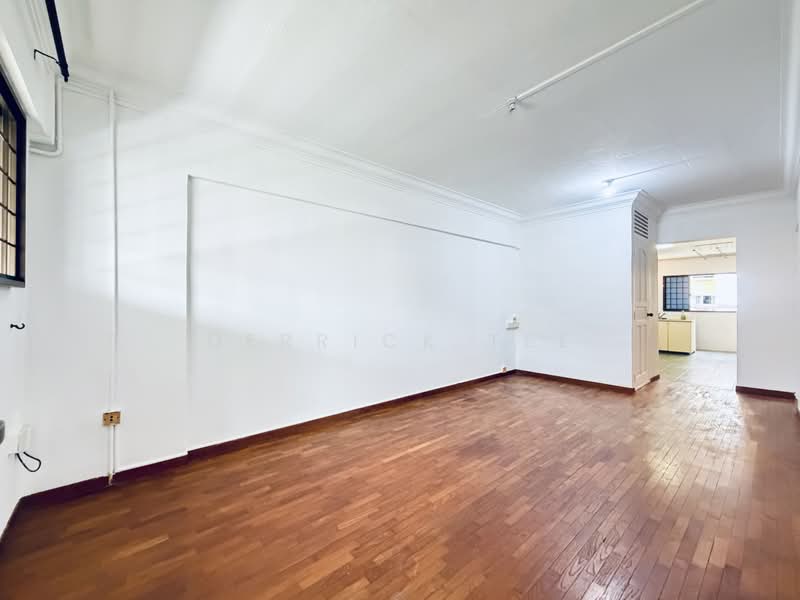 924 Tampines Street 91, 924 Tampines Street 91, 2 Bedrooms, 786 sqft, HDB Flat For Sale, by Derrick Tee, 500183773 - Interior - PropertyGuru.com.sg
