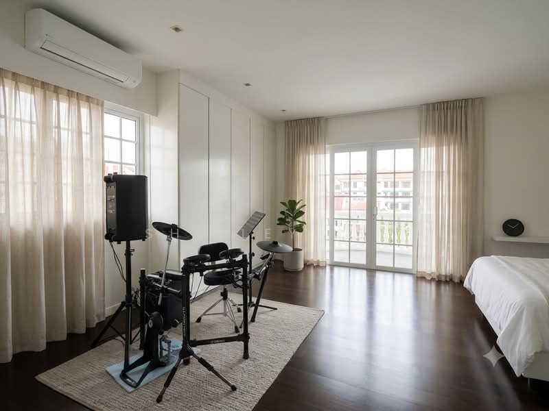 JALAN Yasin, Lorong Marzuki/Jalan Yasin, 8 Bedrooms, 6,000 sqft, Semi-Detached House For Sale, by Shirley Lee, 500183780 - Bedroom - PropertyGuru.com.sg